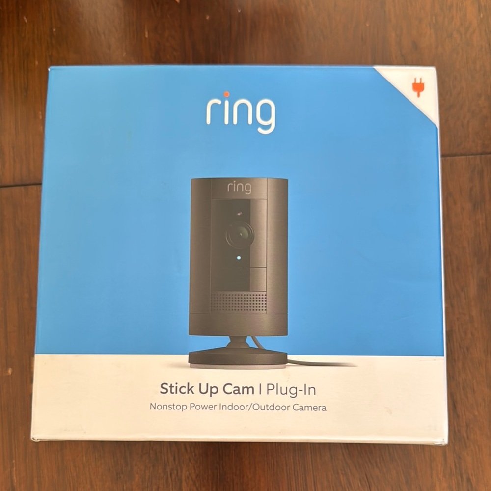 Ring Stick Up Cam Plug-In